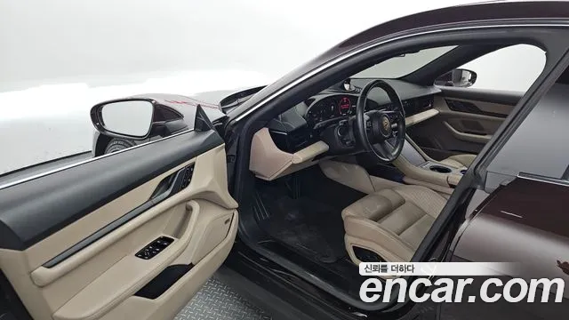 Porsche Taycan id 2700709 из Кореи 20