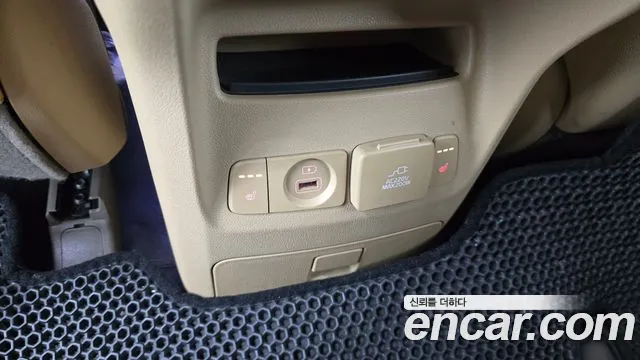 Kia The New Carnival id 2696458 из Кореи 20