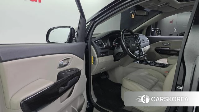 Kia The New Carnival id 3814195 из Кореи 20