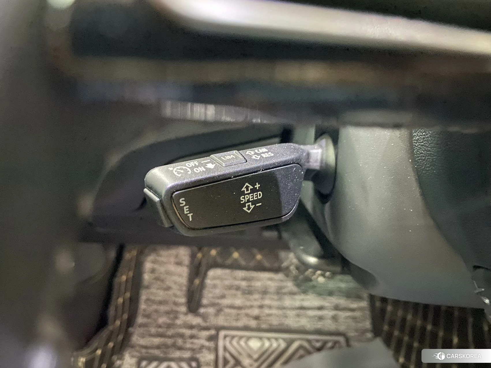 Audi Q2L id 4514743 из Китая 28