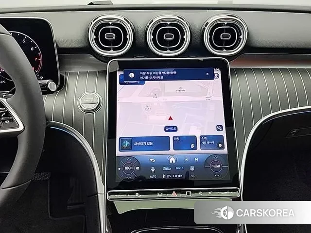 Mercedes-Benz C-Class W206 id 3419924 из Кореи 19