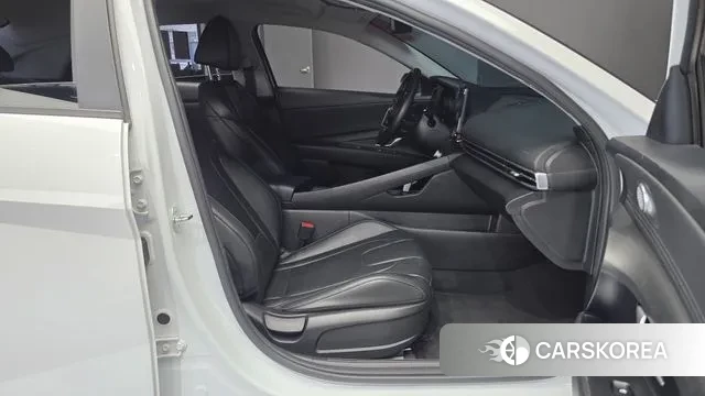 Hyundai Avante Hybrid (CN7) id 3088375 из Кореи 20