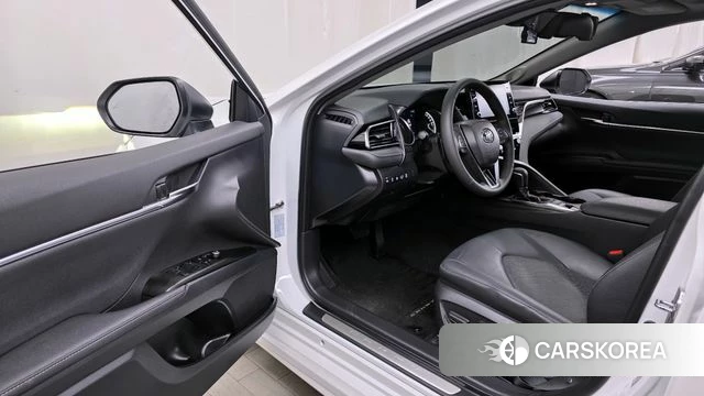 Toyota Camry (XV70) id 4360704 из Кореи 20