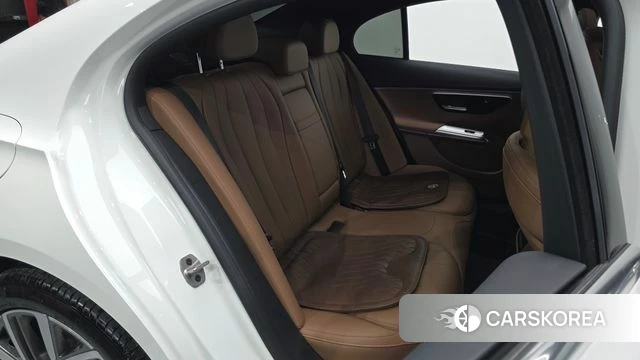 Mercedes-Benz E-Class W214 id 4602439 из Кореи 33
