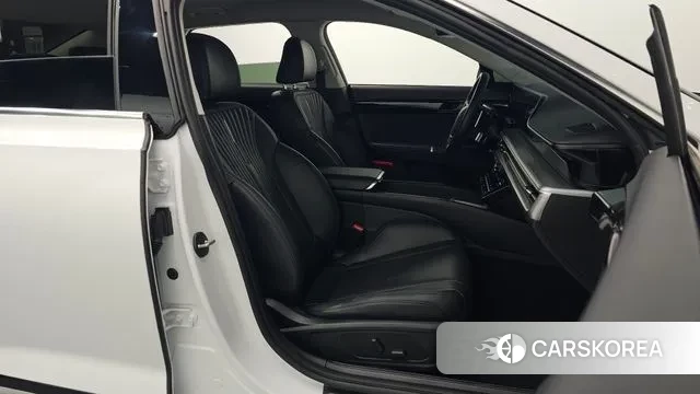 Hyundai Grandeur (GN7) id 3776738 из Кореи 20