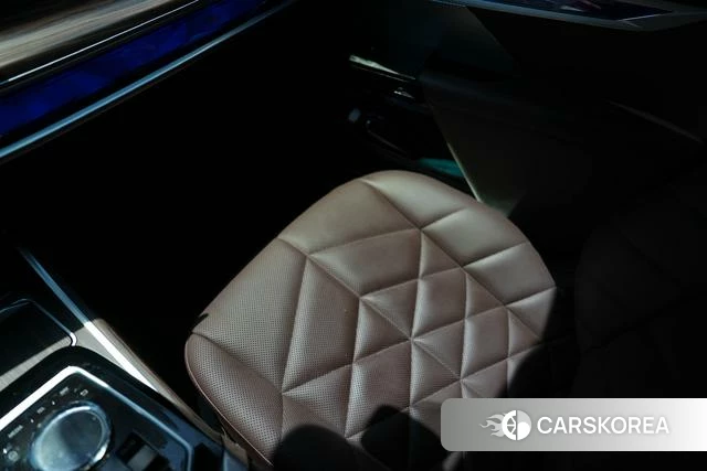 BMW 7 series id 4273193 из Китая 29