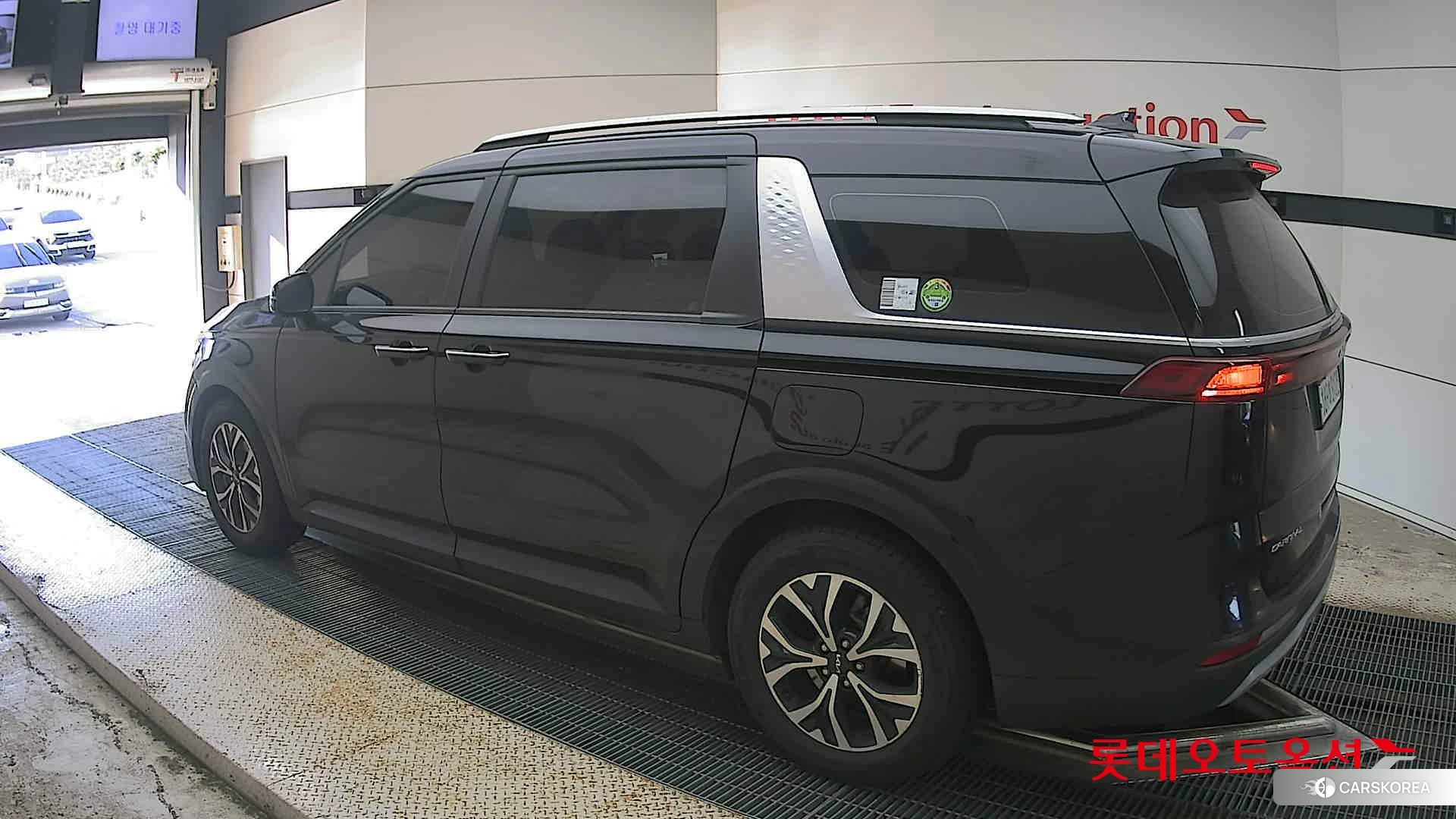 Kia Carnival id 4674179 из Кореи 38