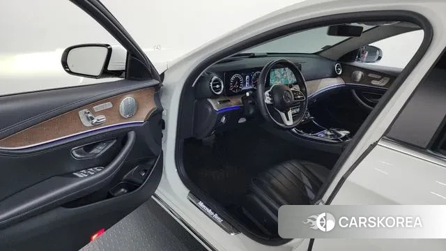 Mercedes-Benz E-Class W213 id 3459930 из Кореи 20