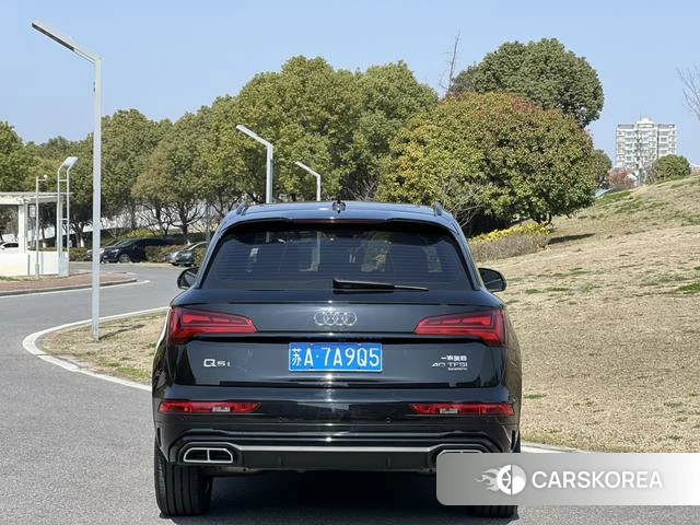 Audi Q5L id 4209238 из Китая 20