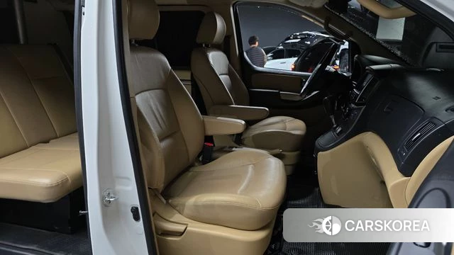 Hyundai The New Grand Starex id 3807882 из Кореи 20