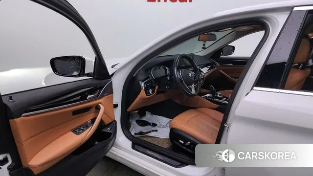 BMW 5 Series (G30) id 3050776 из Кореи 20