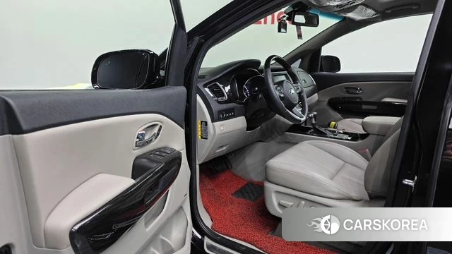 Kia The New Carnival id 4626011 из Кореи 31