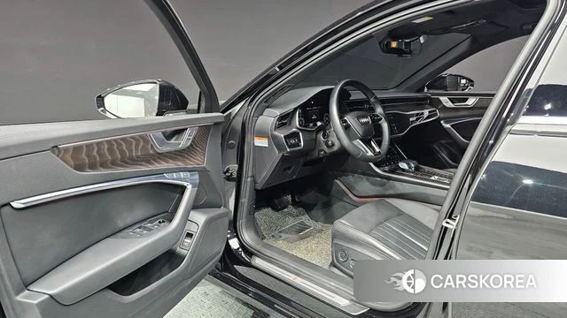 Audi A6 (C8) id 4250597 из Кореи 33