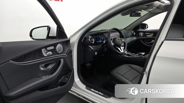 Mercedes-Benz E-Class W213 id 4620061 из Кореи 32