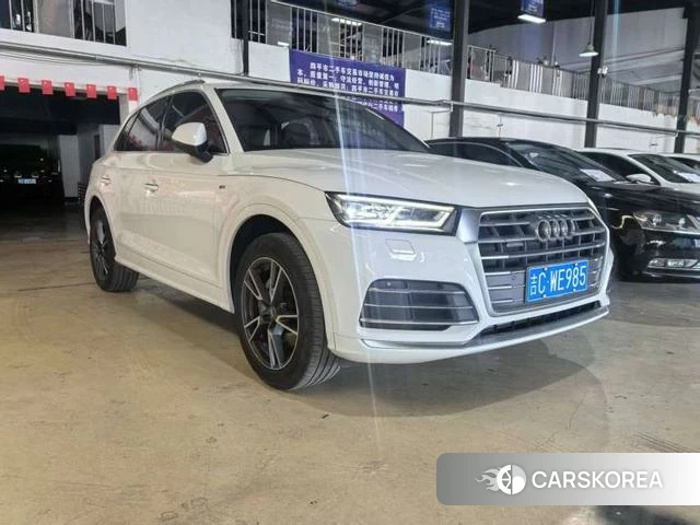 Audi Q5L id 4208791 из Китая 11