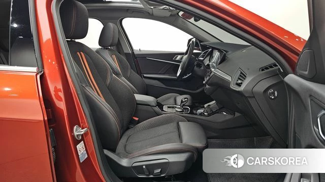 BMW 1 Series (F40) id 3916437 из Кореи 20