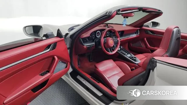 Porsche 911(992) id 3787781 из Кореи 20