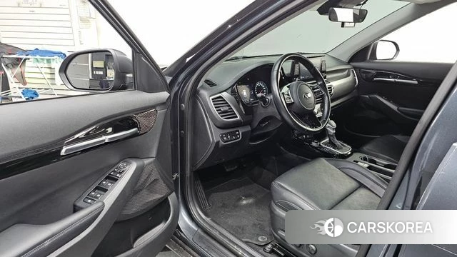 Kia Seltos id 4614621 из Кореи 32