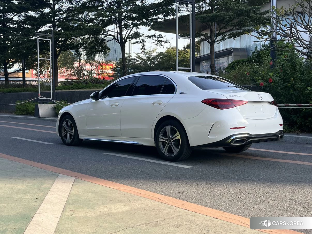 Mercedes-Benz Class C id 4452653 из Китая 18