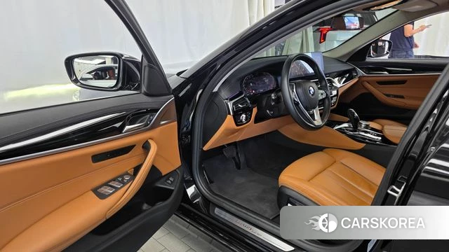 BMW 5 Series (G30) id 4774806 из Кореи 20