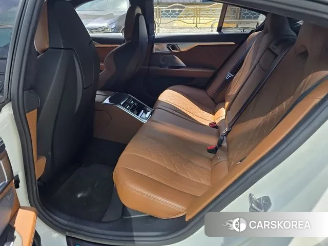 BMW M8 (G15) id 2938857 из Кореи 20