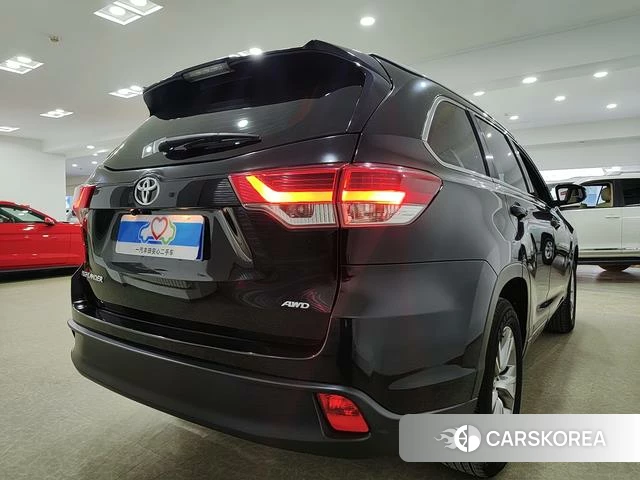 Toyota Highlander id 4207837 из Китая 20
