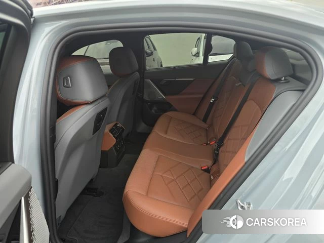 BMW 5 Series (G60) id 4407771 из Кореи 11