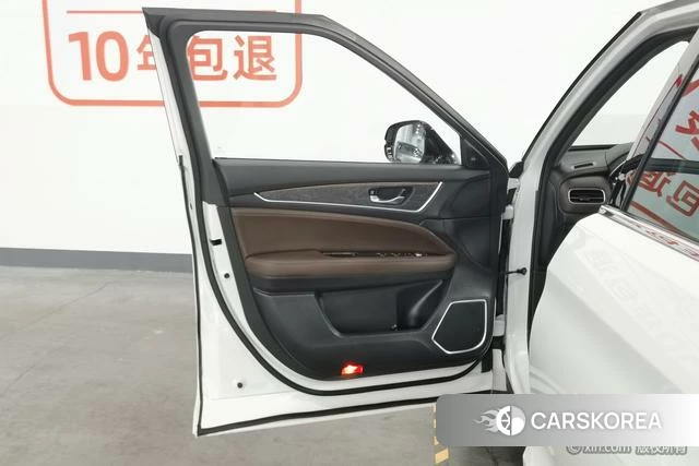 Honda UR-V id 4262476 из Китая 24