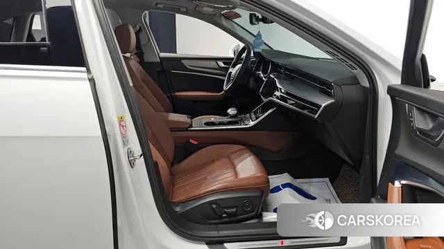 Audi A6 (C8) id 3621873 из Кореи 20