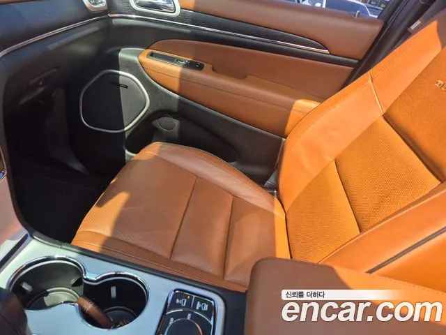 Jeep Grand Cherokee id 2821768 из Кореи 18