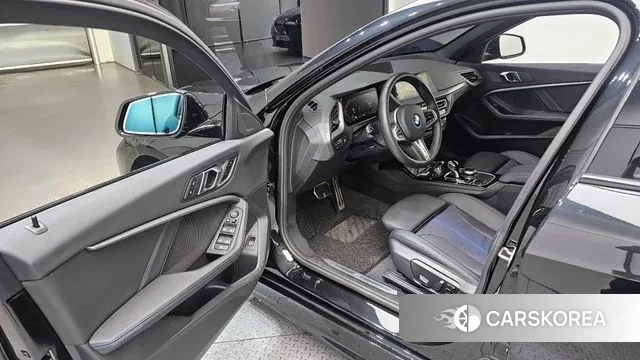 BMW 1 Series (F40) id 3036304 из Кореи 20