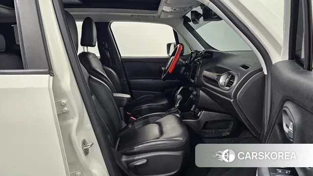 Jeep Renegade id 3552256 из Кореи 20