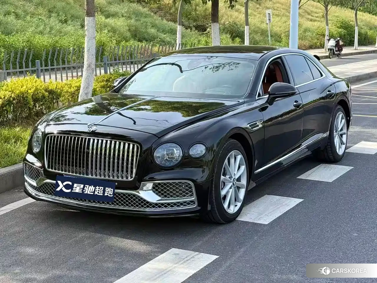 Bentley Flying id 4578317 из Китая 11