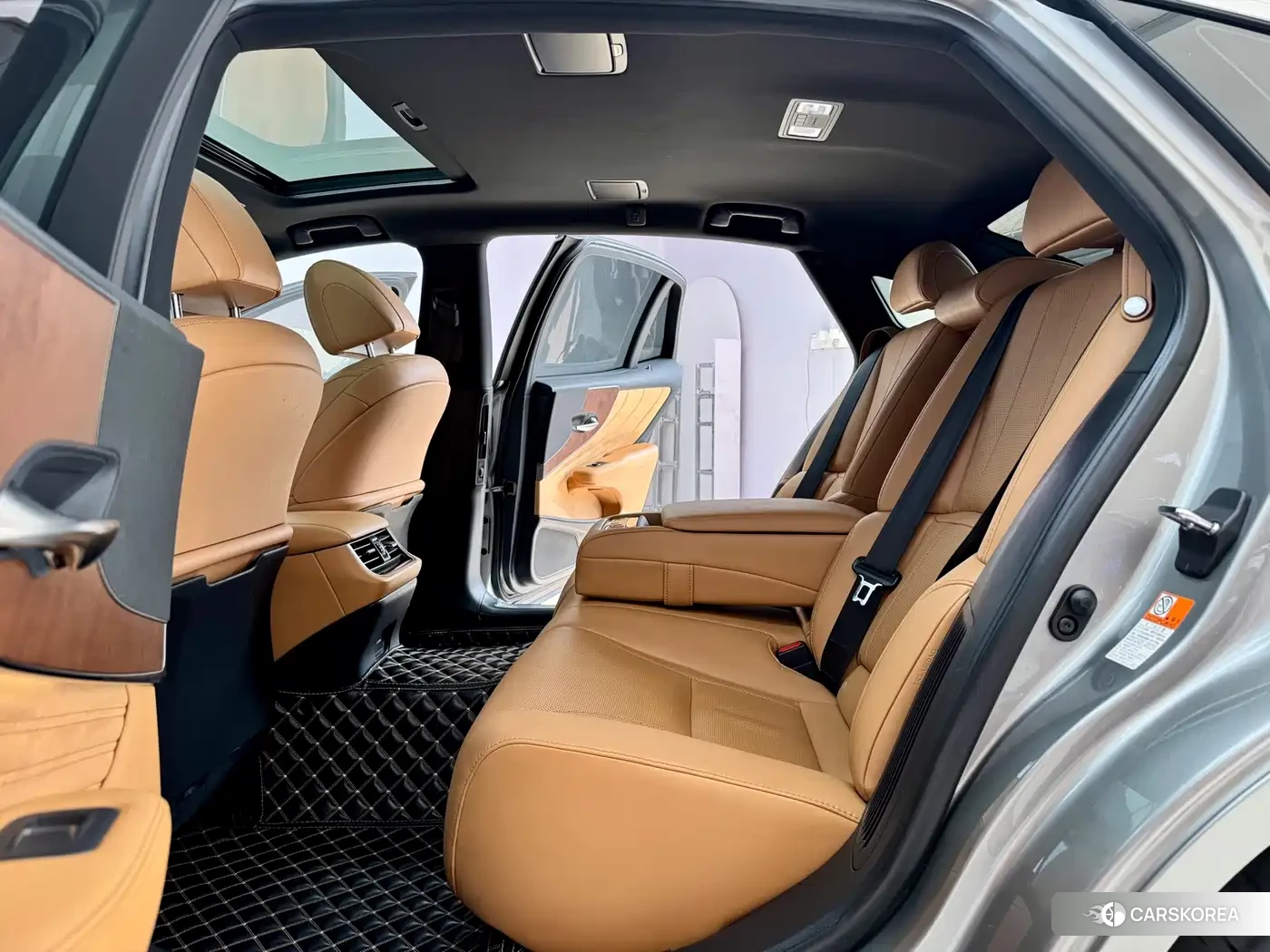 Lexus LS id 4539034 из Китая 31