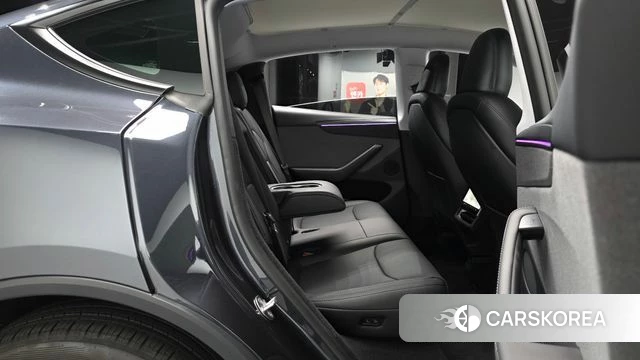 Tesla Model Y id 4279716 из Кореи 31