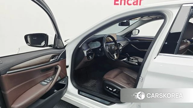 BMW 5 Series (G30) id 4224158 из Кореи 20