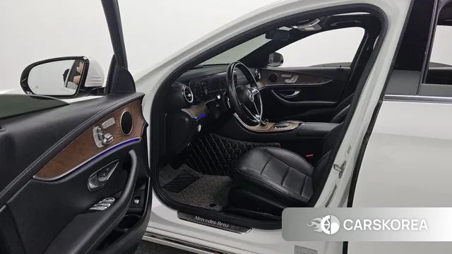 Mercedes-Benz E-Class W213 id 3660877 из Кореи 20