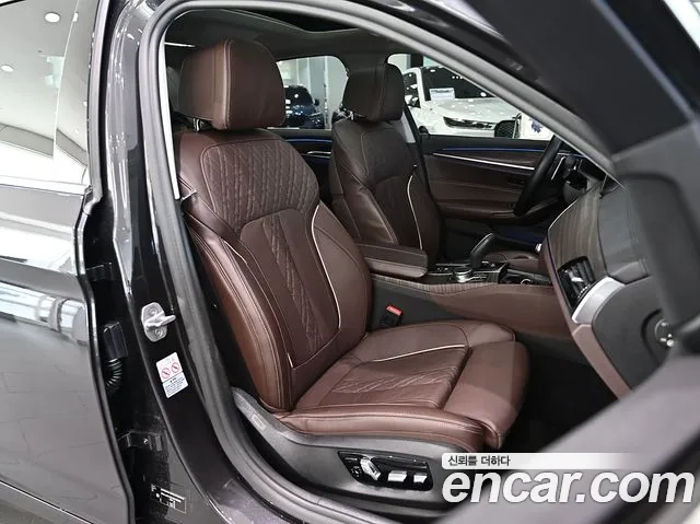 BMW 5 Series (G30) id 2876804 из Кореи 18