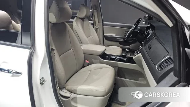 Kia The New Carnival id 3547393 из Кореи 20