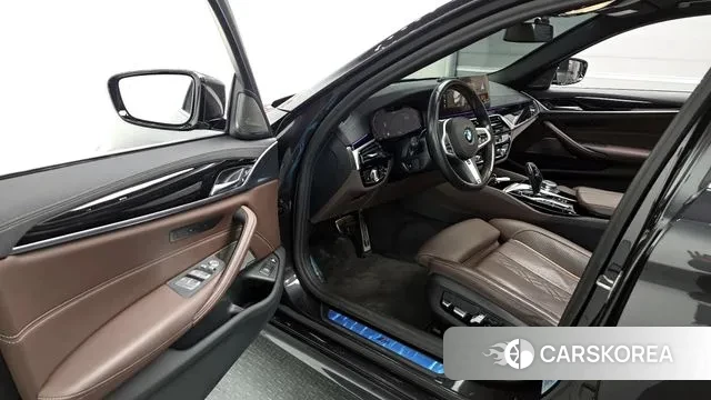 BMW 5 Series (G30) id 3655429 из Кореи 20