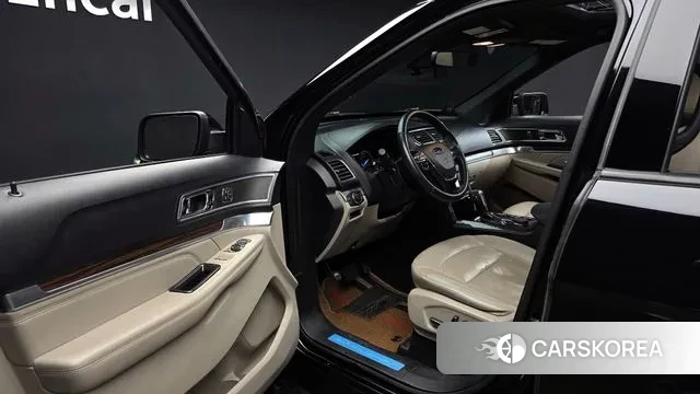 Ford Explorer id 3647121 из Кореи 20