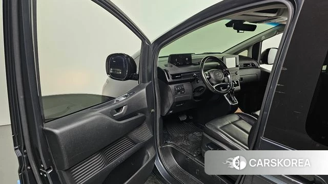 Hyundai Staria id 4507418 из Кореи 20