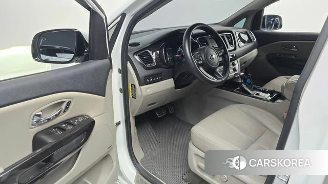 Kia The New Carnival id 4465431 из Кореи 20