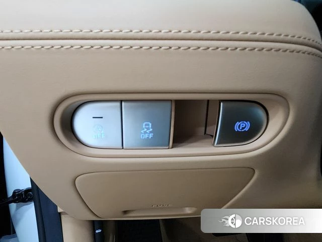 Genesis G90 (RS4) id 3952472 из Кореи 20