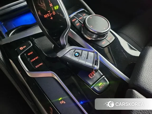 BMW 5 Series (G30) id 3101781 из Кореи 12