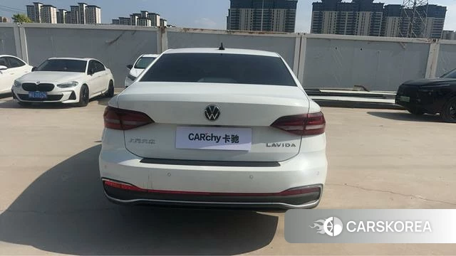 Volkswagen Lavida id 4348601 из Китая 11