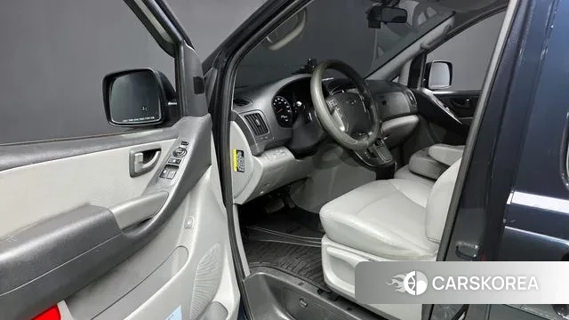 Hyundai The New Grand Starex id 3028983 из Кореи 20