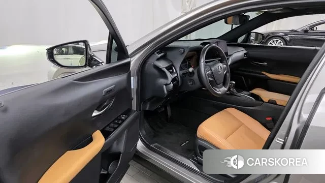 Lexus UX250h id 3256711 из Кореи 20