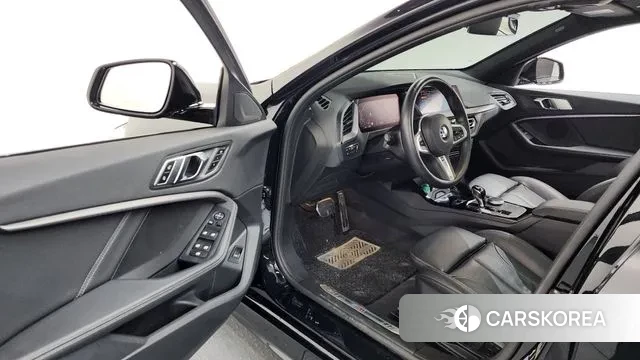 BMW 1 Series (F40) id 3770777 из Кореи 20