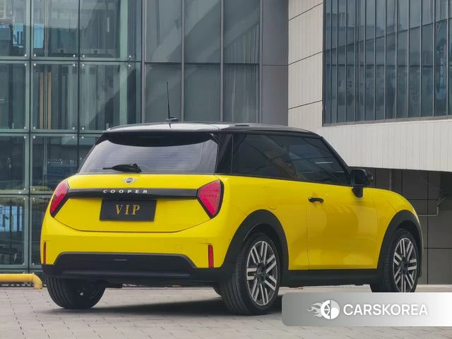 MINI Unknown id 3993418 из Китая 14